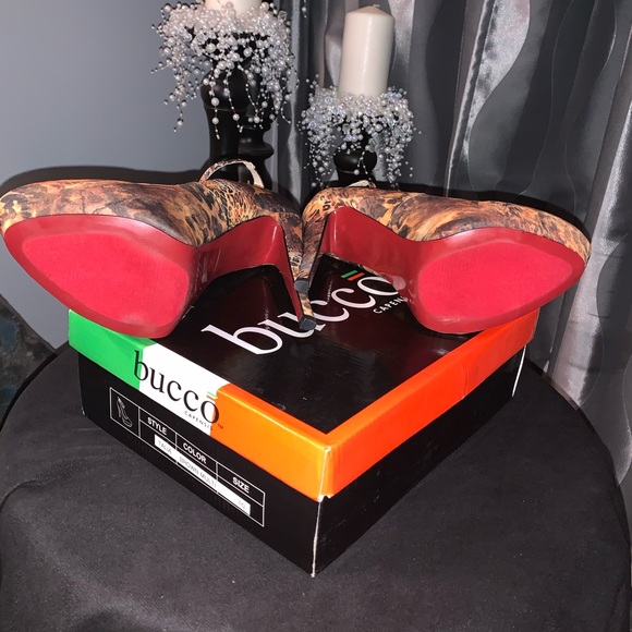 Platform Heels - Picture 3 of 7